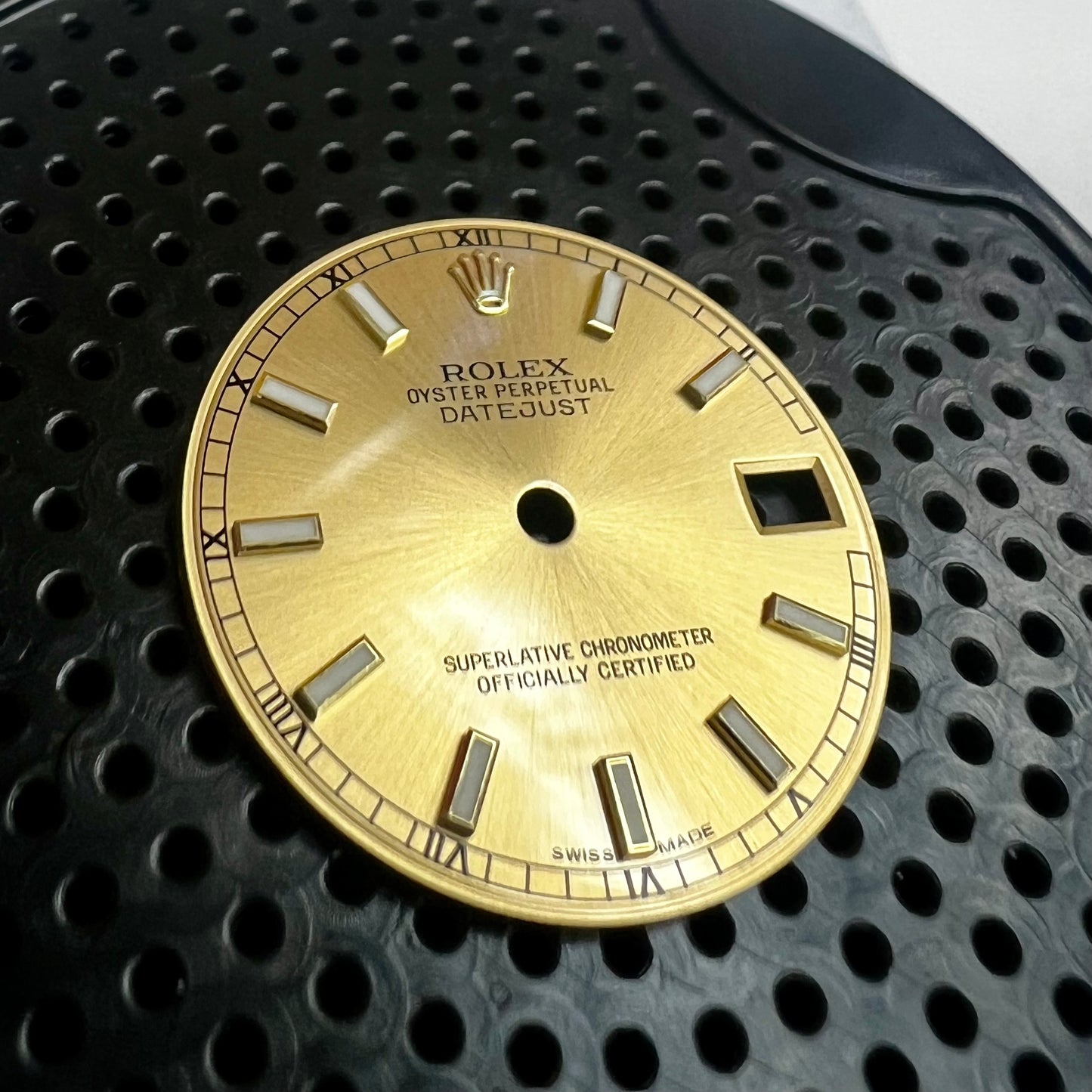 Rolex Datejust 31 Dial Champagne left