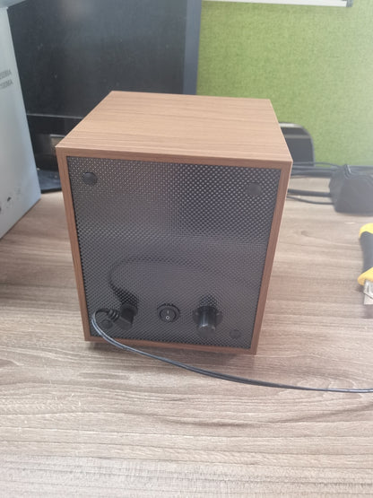 PREORDER: Sophisticated Luxury Walnut Grain Watch Winder Box for One Watch