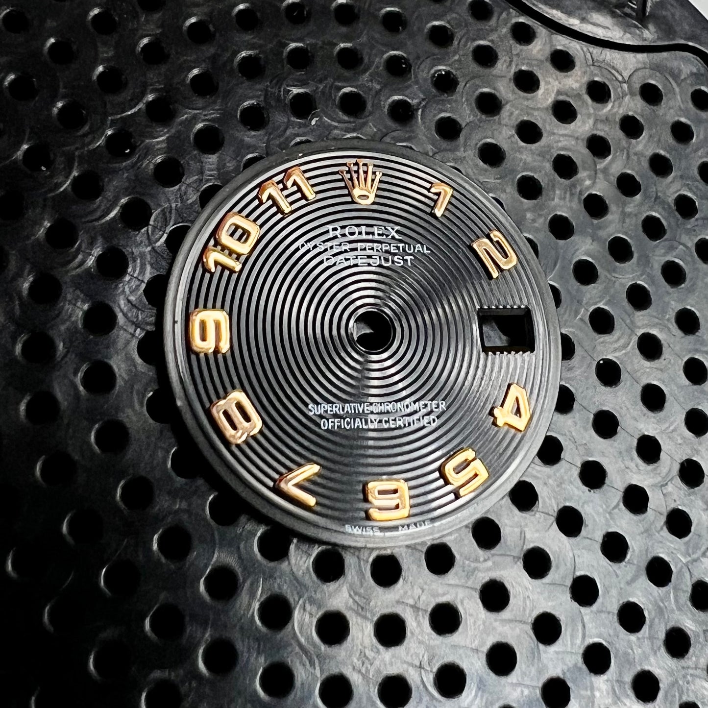 Genuine Rolex Datejust 26 Black Concentric Rose Gold Dial