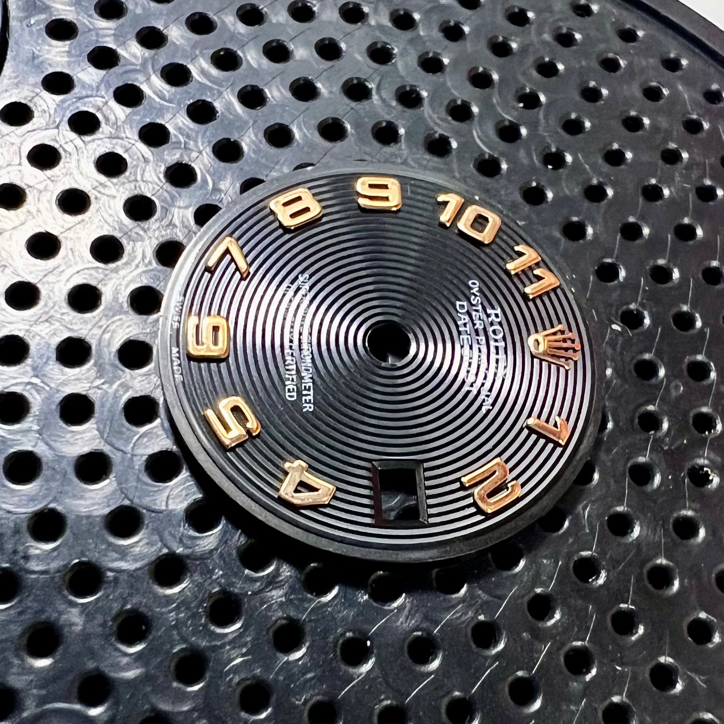 Genuine Rolex Datejust 26 Black Concentric Rose Gold Dial